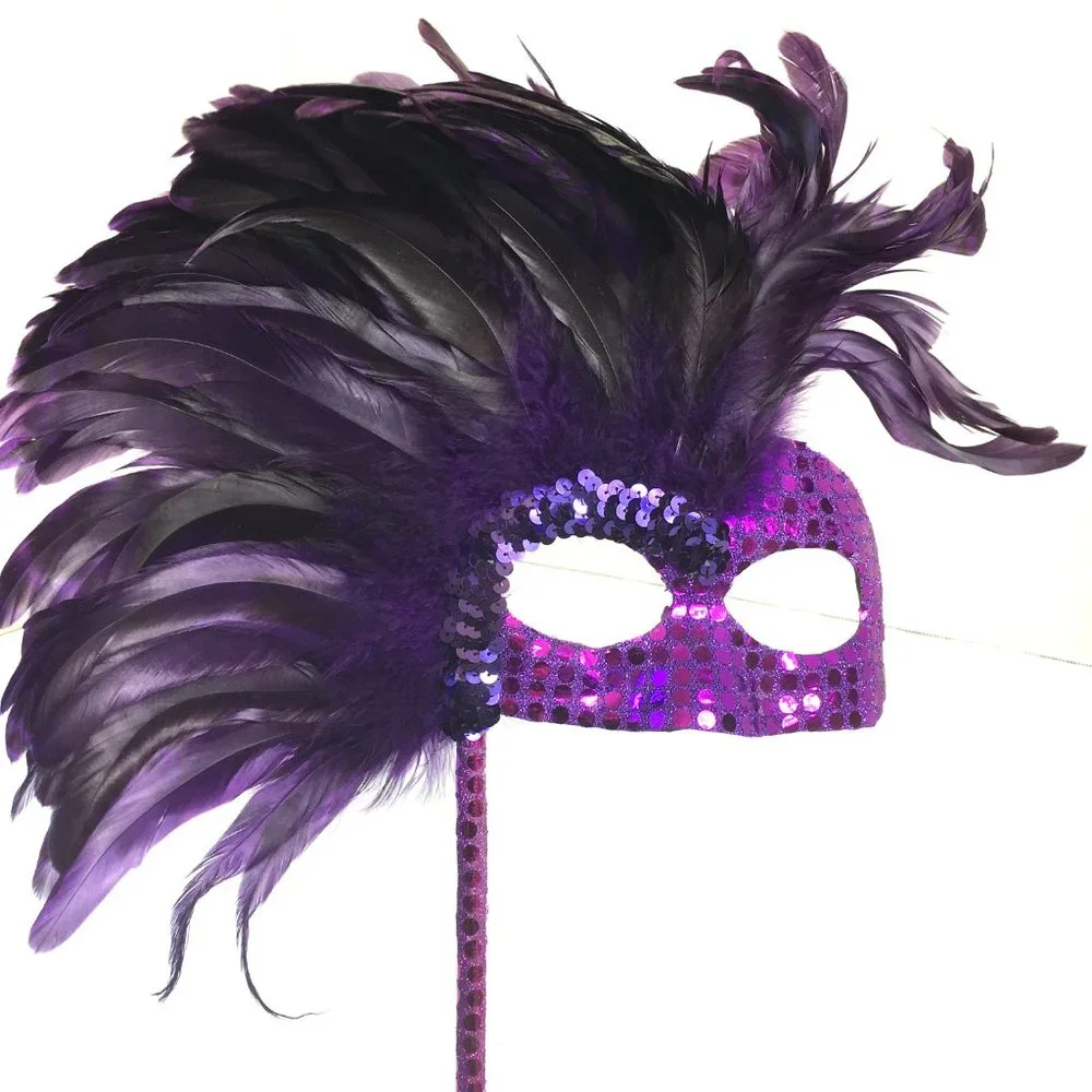 VENETIAN MARDI GRAS Purple Sequin Mask w Purple Feathers w/ Handle NWOT NOS